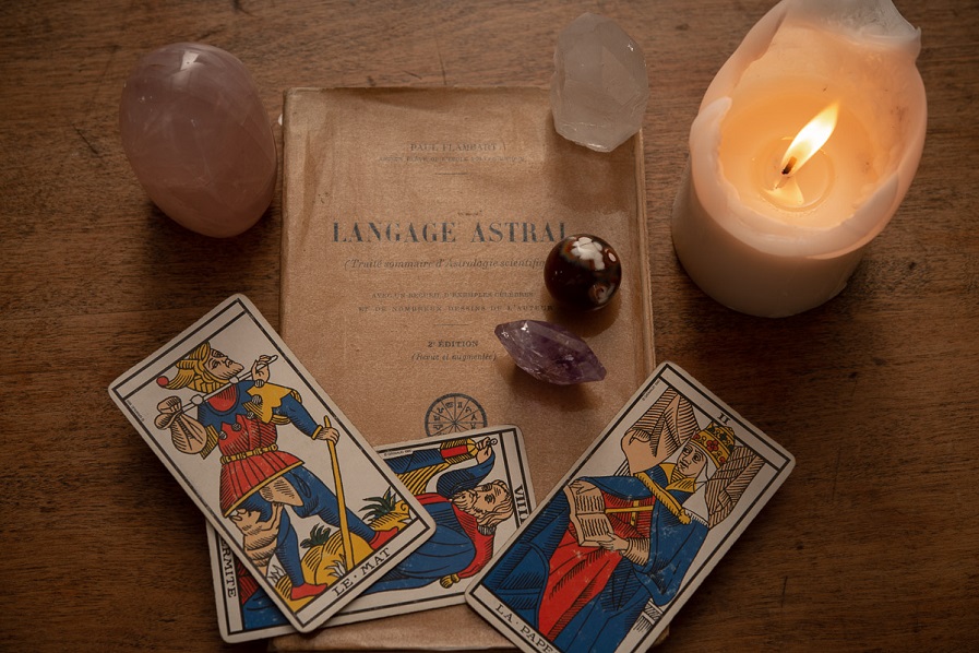 Astrologue et Tarologue Ardèche Rhône Alpes